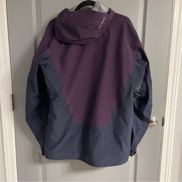 Arc’teryx Sabre LT - Picture 3 of 10